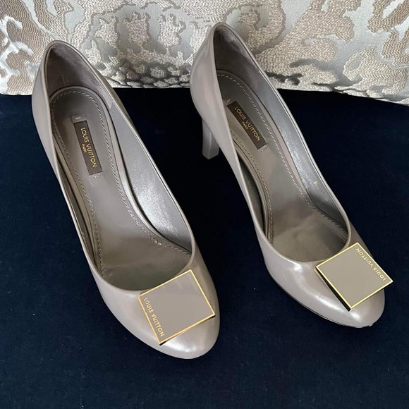 ***SOLD***Authentic Louis Vuitton Heels - Picture 1 of 4